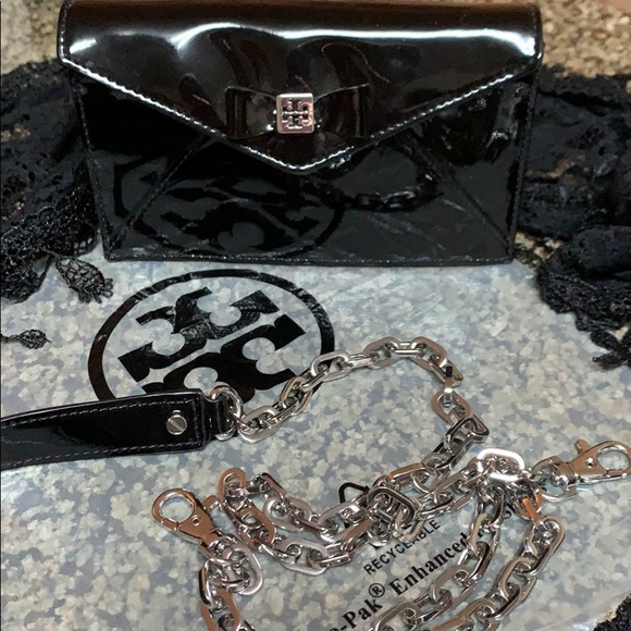 ❗️SOLD Tory Burch Bow Envelope Crossbody - Picture 2 of 8